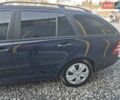 Синій Мерседес Ц-Клас, об'ємом двигуна 1.8 л та пробігом 265 тис. км за 5800 $, фото 5 на Automoto.ua