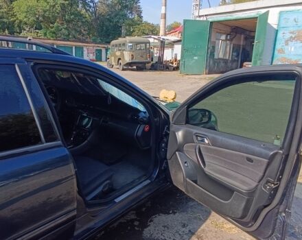 Мерседес Ц-Класс 2005 в Сумах на Automoto.ua Синий Мерседес Ц-Класс, объемом двигателя 1.8 л и пробегом 280 тыс. км за 5000 $, фото 14 на Automoto.ua