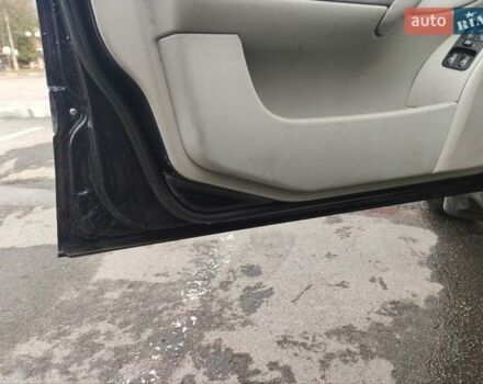 Синий Мерседес Ц-Класс, объемом двигателя 2.2 л и пробегом 384 тыс. км за 4000 $, фото 10 на Automoto.ua