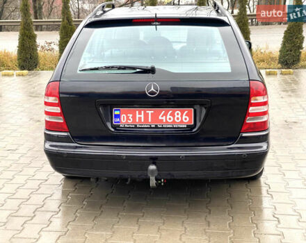 Синий Мерседес Ц-Класс, объемом двигателя 1.8 л и пробегом 280 тыс. км за 5899 $, фото 3 на Automoto.ua