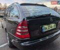 Мерседес Ц-Клас 2006 у Рівному на Automoto.ua Синій Мерседес Ц-Клас, об'ємом двигуна 2.15 л та пробігом 385 тис. км за 5800 $, фото 11 на Automoto.ua