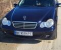 Синий Мерседес Ц-Класс, объемом двигателя 1.8 л и пробегом 200 тыс. км за 6800 $, фото 10 на Automoto.ua