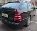 Мерседес Ц-Клас 2006 у Рівному на Automoto.ua Синій Мерседес Ц-Клас, об'ємом двигуна 2.15 л та пробігом 385 тис. км за 5800 $, фото 10 на Automoto.ua