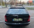 Мерседес Ц-Клас 2006 у Рівному на Automoto.ua Синій Мерседес Ц-Клас, об'ємом двигуна 2.15 л та пробігом 385 тис. км за 5800 $, фото 13 на Automoto.ua