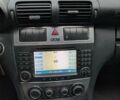Мерседес Ц-Клас 2006 у Рівному на Automoto.ua Синій Мерседес Ц-Клас, об'ємом двигуна 2.15 л та пробігом 385 тис. км за 5800 $, фото 21 на Automoto.ua