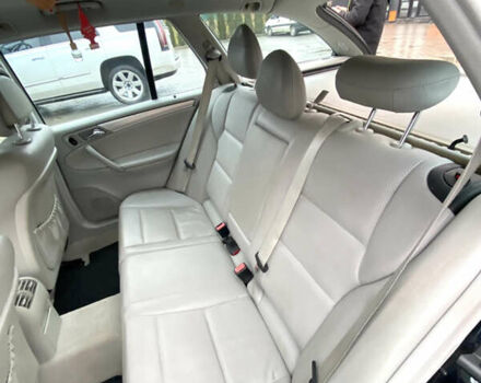 Синий Мерседес Ц-Класс, объемом двигателя 1.8 л и пробегом 280 тыс. км за 5899 $, фото 26 на Automoto.ua