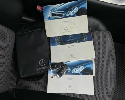 Синій Мерседес Ц-Клас, об'ємом двигуна 2.2 л та пробігом 240 тис. км за 6850 $, фото 23 на Automoto.ua