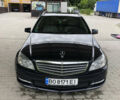 Синий Мерседес Ц-Класс, объемом двигателя 2.2 л и пробегом 397 тыс. км за 9500 $, фото 1 на Automoto.ua