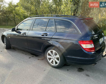 Синій Мерседес Ц-Клас, об'ємом двигуна 2.1 л та пробігом 395 тис. км за 8300 $, фото 1 на Automoto.ua