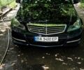 Синий Мерседес Ц-Класс, объемом двигателя 2.1 л и пробегом 256 тыс. км за 10500 $, фото 2 на Automoto.ua