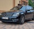 Синий Мерседес Ц-Класс, объемом двигателя 2.14 л и пробегом 184 тыс. км за 12000 $, фото 10 на Automoto.ua