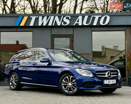 Синій Мерседес Ц-Клас, об'ємом двигуна 2.2 л та пробігом 320 тис. км за 13900 $, фото 16 на Automoto.ua