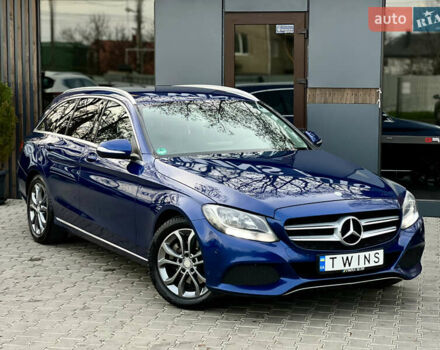 Синій Мерседес Ц-Клас, об'ємом двигуна 2.2 л та пробігом 320 тис. км за 13900 $, фото 2 на Automoto.ua