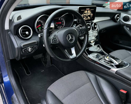 Синій Мерседес Ц-Клас, об'ємом двигуна 2.2 л та пробігом 320 тис. км за 13900 $, фото 24 на Automoto.ua