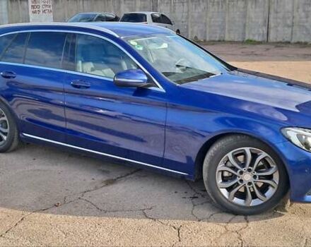 Синий Мерседес Ц-Класс, объемом двигателя 2.14 л и пробегом 231 тыс. км за 20000 $, фото 6 на Automoto.ua
