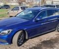 Синий Мерседес Ц-Класс, объемом двигателя 2.14 л и пробегом 231 тыс. км за 20000 $, фото 1 на Automoto.ua