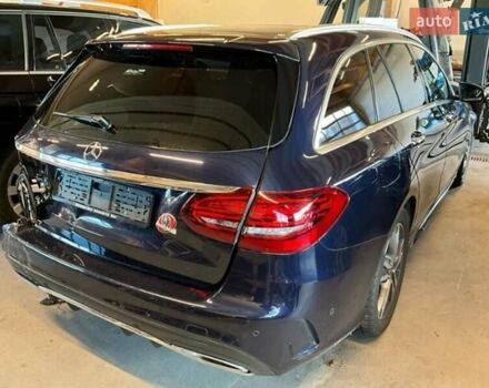 Синій Мерседес Ц-Клас, об'ємом двигуна 1.95 л та пробігом 154 тис. км за 18700 $, фото 3 на Automoto.ua