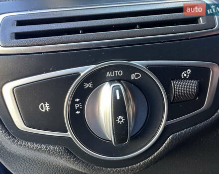 Синій Мерседес Ц-Клас, об'ємом двигуна 1.6 л та пробігом 180 тис. км за 17999 $, фото 89 на Automoto.ua