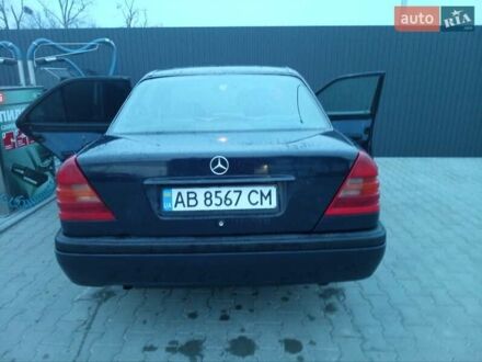 Мерседес Ц-Класс 1993 в Летичеве на Automoto.ua Синий Мерседес Ц-Класс, объемом двигателя 1.8 л и пробегом 421 тыс. км за 2400 $, фото 1 на Automoto.ua