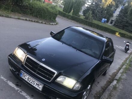 Синій Мерседес Ц-Клас, об'ємом двигуна 1.8 л та пробігом 422 тис. км за 1400 $, фото 1 на Automoto.ua