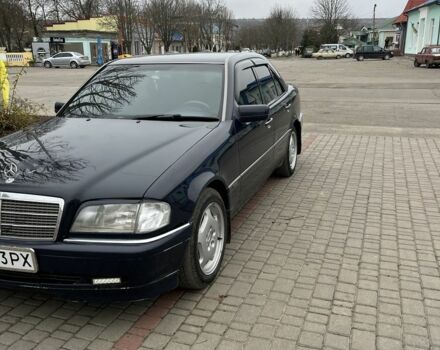 Синій Мерседес Ц-Клас, об'ємом двигуна 1.8 л та пробігом 386 тис. км за 3000 $, фото 1 на Automoto.ua