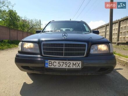Мерседес Ц-Класс 1996 в Ивано-Франковске на Automoto.ua Синий Мерседес Ц-Класс, объемом двигателя 2.2 л и пробегом 433 тыс. км за 1700 $, фото 1 на Automoto.ua