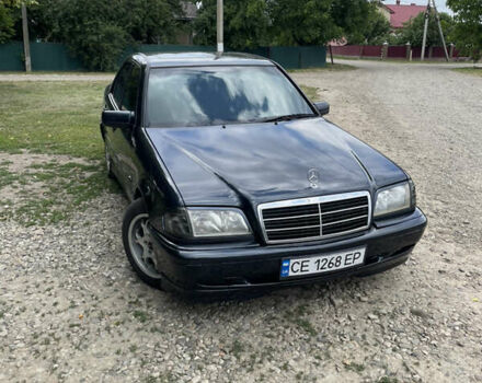 Синий Мерседес Ц-Класс, объемом двигателя 1.8 л и пробегом 350 тыс. км за 3200 $, фото 1 на Automoto.ua