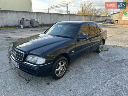 Синій Мерседес Ц-Клас, об'ємом двигуна 1.8 л та пробігом 411 тис. км за 2100 $, фото 1 на Automoto.ua