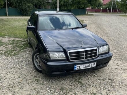 Мерседес Ц-Клас 1998 у Чернівцях на Automoto.ua Синій Мерседес Ц-Клас, об'ємом двигуна 1.8 л та пробігом 380 тис. км за 3500 $, фото 1 на Automoto.ua