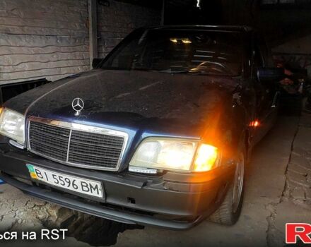 Синій Мерседес Ц-Клас, об'ємом двигуна 2.8 л та пробігом 330 тис. км за 1600 $, фото 1 на Automoto.ua