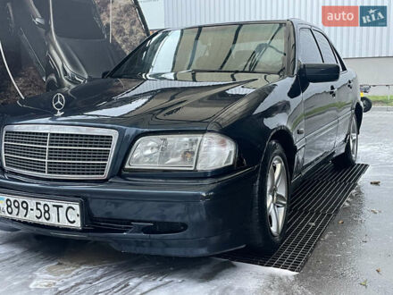 Синій Мерседес Ц-Клас, об'ємом двигуна 2.2 л та пробігом 488 тис. км за 2800 $, фото 1 на Automoto.ua