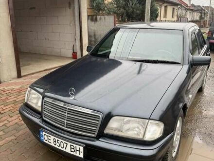 Синій Мерседес Ц-Клас, об'ємом двигуна 1.8 л та пробігом 340 тис. км за 4200 $, фото 1 на Automoto.ua