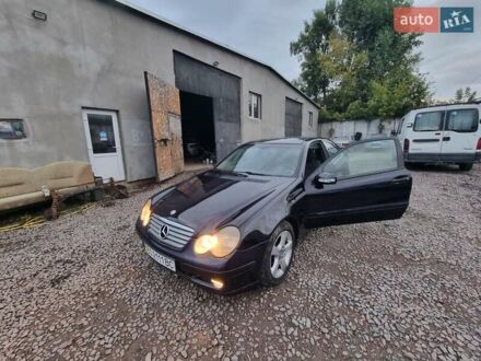 Синій Мерседес Ц-Клас, об'ємом двигуна 2 л та пробігом 223 тис. км за 4600 $, фото 1 на Automoto.ua