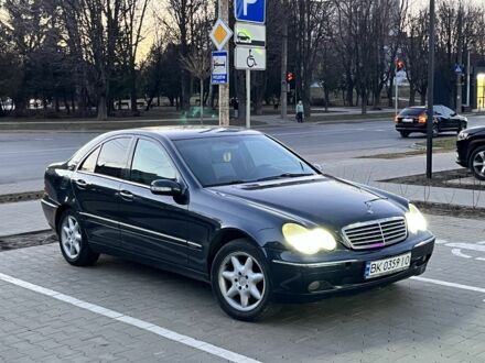 Синій Мерседес Ц-Клас, об'ємом двигуна 2.1 л та пробігом 430 тис. км за 3400 $, фото 1 на Automoto.ua