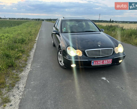 Синій Мерседес Ц-Клас, об'ємом двигуна 1.8 л та пробігом 260 тис. км за 5500 $, фото 1 на Automoto.ua