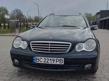 Синій Мерседес Ц-Клас, об'ємом двигуна 2.15 л та пробігом 310 тис. км за 5400 $, фото 1 на Automoto.ua