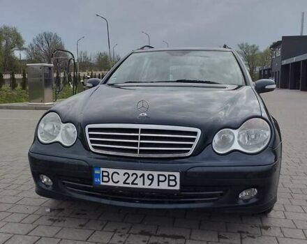 Синій Мерседес Ц-Клас, об'ємом двигуна 2.15 л та пробігом 310 тис. км за 5400 $, фото 1 на Automoto.ua