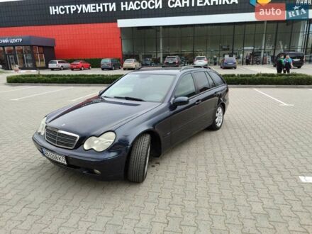 Синій Мерседес Ц-Клас, об'ємом двигуна 2.15 л та пробігом 320 тис. км за 5400 $, фото 1 на Automoto.ua
