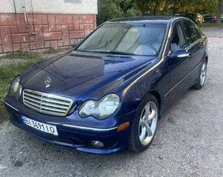 Синій Мерседес Ц-Клас, об'ємом двигуна 1.8 л та пробігом 211 тис. км за 5450 $, фото 1 на Automoto.ua
