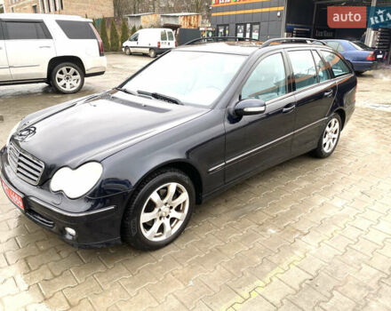 Синий Мерседес Ц-Класс, объемом двигателя 1.8 л и пробегом 280 тыс. км за 5899 $, фото 1 на Automoto.ua