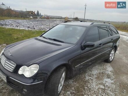 Мерседес Ц-Класс 2006 в Радехове на Automoto.ua Синий Мерседес Ц-Класс, объемом двигателя 1.8 л и пробегом 249 тыс. км за 5900 $, фото 1 на Automoto.ua