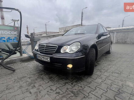Синій Мерседес Ц-Клас, об'ємом двигуна 2.99 л та пробігом 288 тис. км за 7500 $, фото 1 на Automoto.ua