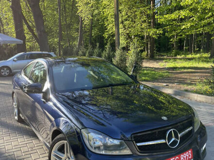 Мерседес Ц-Класс 2013 в Луцке на Automoto.ua Синий Мерседес Ц-Класс, объемом двигателя 0 л и пробегом 163 тыс. км за 11800 $, фото 1 на Automoto.ua