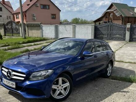 Мерседес Ц-Клас 2014 у Ужгороді на Automoto.ua Синій Мерседес Ц-Клас, об'ємом двигуна 1.6 л та пробігом 295 тис. км за 13700 $, фото 1 на Automoto.ua