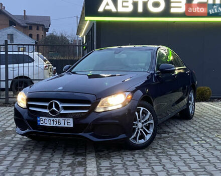 Синий Мерседес Ц-Класс, объемом двигателя 1.99 л и пробегом 190 тыс. км за 20000 $, фото 1 на Automoto.ua
