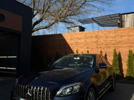 Синій Мерседес Ц-Клас, об'ємом двигуна 1.99 л та пробігом 117 тис. км за 20000 $, фото 1 на Automoto.ua