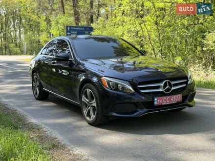 Мерседес Ц-Клас 2018 у Львові на Automoto.ua Синій Мерседес Ц-Клас, об'ємом двигуна 2 л та пробігом 150 тис. км за 19500 $, фото 1 на Automoto.ua