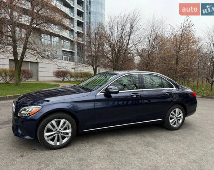 Синий Мерседес Ц-Класс, объемом двигателя 1.99 л и пробегом 18 тыс. км за 36000 $, фото 1 на Automoto.ua