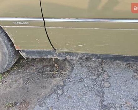 Зеленый Мерседес Ц-Класс, объемом двигателя 0 л и пробегом 214 тыс. км за 800 $, фото 1 на Automoto.ua