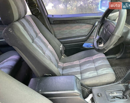 Зеленый Мерседес Ц-Класс, объемом двигателя 1.8 л и пробегом 360 тыс. км за 2500 $, фото 8 на Automoto.ua